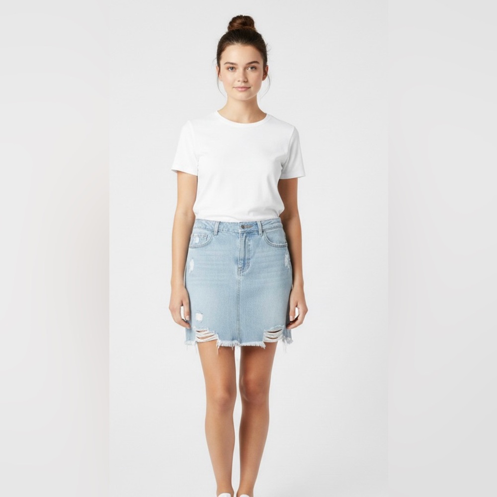 Refuge Mini Skirt Distressed Light Blue Denim Stretchy Women’s Size Large